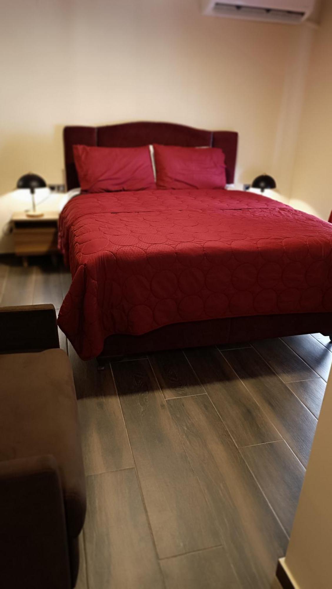 Majestik Room Kavala Buitenkant foto